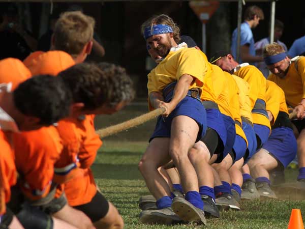 La batalla de fuerza puso a vibrar a Cali: Colombia sac� todo su vigor en la competencia