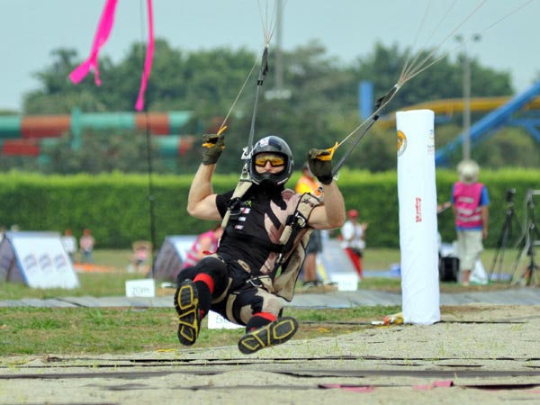 En los Juegos Mundiales, se elev� la adrenalina por los deportes a�reos