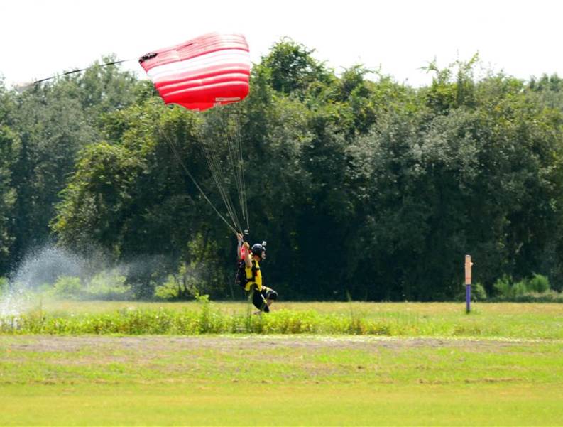 Jaime Tristancho, figura colombiana del paracaidismo