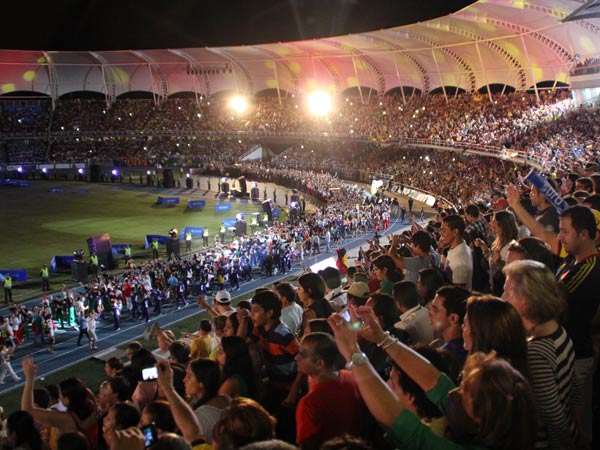 Felicidad, nostalgia y sentimiento mostraron los cale�os por el fin de los juegos