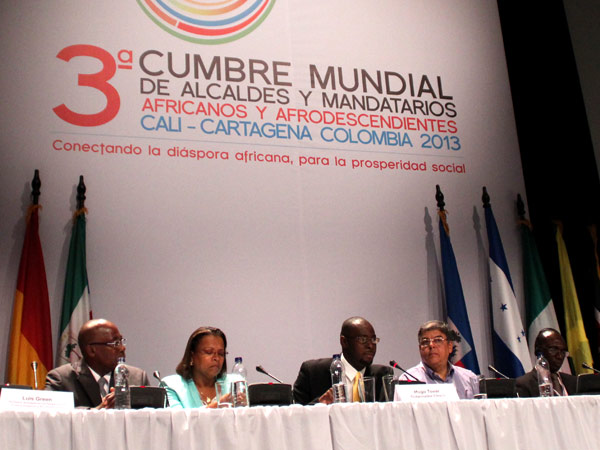 Gobernadora de San Andr�s aboga por equidad, justicia y paz en la Cumbre Afro