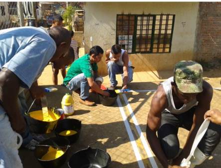Unas 150 personas desmovilizadas generan espacios de reconciliaci�n en 3 comunas de Cali