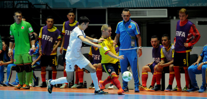 Mar de emociones en el partido Colombia Vs Uzbekist�n