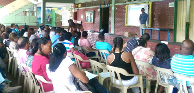 Capacitan funcionarios sobre prevenci�n de faltas disciplinarias