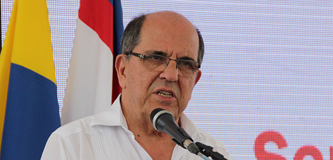 Alcalde de Cali mostr� al mundo en Londres c�mo disminuir violencia e inequidad