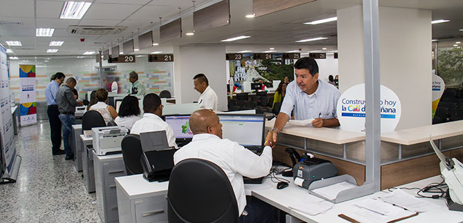 Ciudadanos pueden ser atendidos de forma presencial, telef�nica y virtual