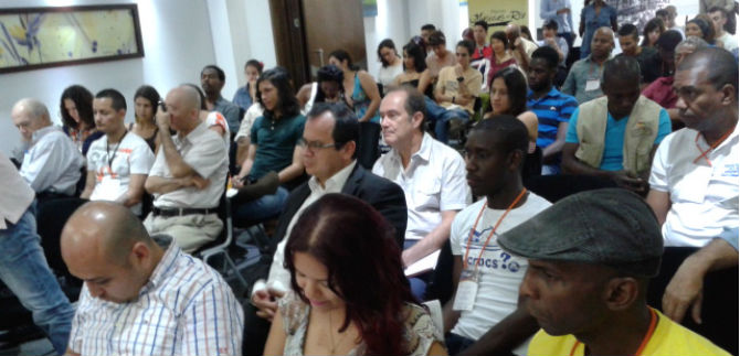 Con asistencia masiva, avanza programaci�n acad�mica del Petronio