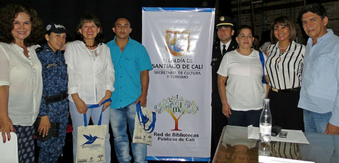 No hay prisi�n para las palabras; resuena el Festival Internacional de Poes�a