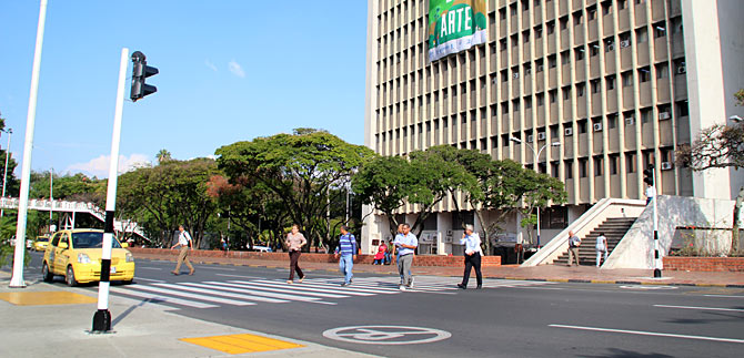 Sem�foros peatonales del CAM se activan este lunes, para seguridad de peatones