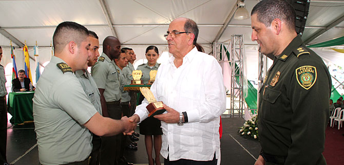Alcalde Guerrero reconoci� que Polic�a apoy� su gesti�n y mejor� la seguridad ciudadana en estos cuatro a�os