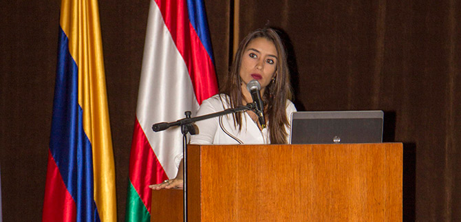 Mi Cali so�ada en el Foro Nacional Por la Paz