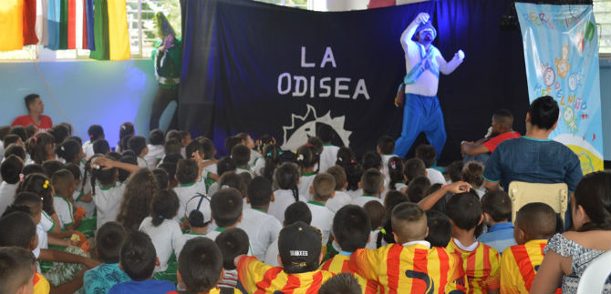 La Secretaria de Deporte y Recreaci�n celebra el Mes de la Ni�ez