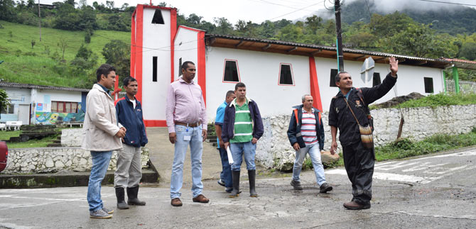 Progreso de Cali se ver� en v�as rurales que ser�n sometidas a mantenimiento