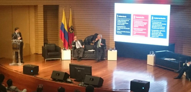 Alcalde resalta el campo social durante discurso en el pre-foro ONU H�bitat