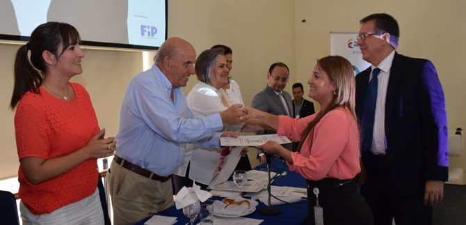 Ministerio de Trabajo le apuesta a certificar m�s empresas cale�as
