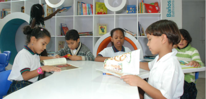 Maratones de Lectura se toman las aulas de clase