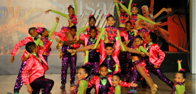 Los ni�os inscritos en el XI Festival Mundial de Salsa bailar�n en  la ciudadela