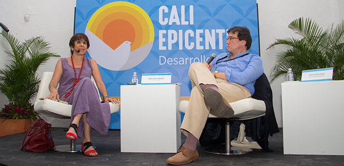 Cali le apuesta al periodismo para la paz: Asesora Roc�o Guti�rrez