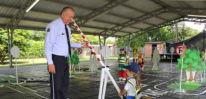Tr�nsito fortalece educaci�n vial en los ni�os durante el mes de octubre