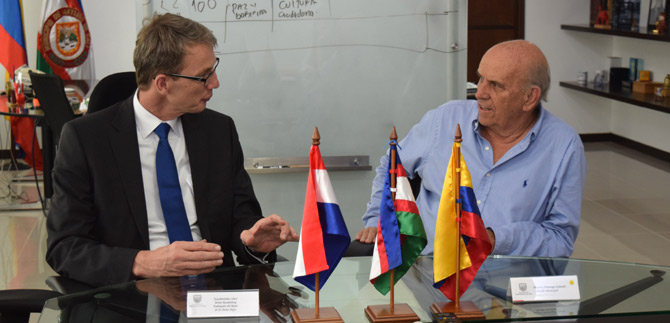 Holanda y Cali buscan afianzar lazos de cooperaci�n