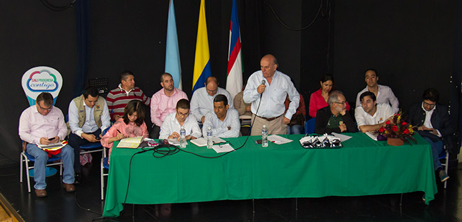 Alcalde Armitage entreg� resultados en la tercera visita a la comuna 16