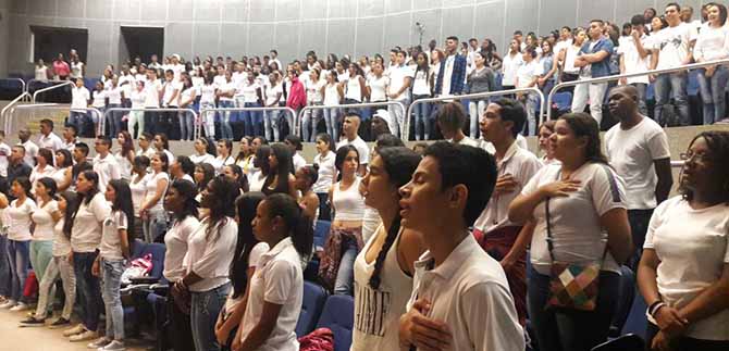 Estudiantes clausuran con �xito el programa Cali Ma�ana