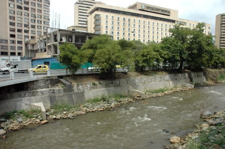 Buscan salvar el r�o Cali; protejamos los r�os de la ciudad