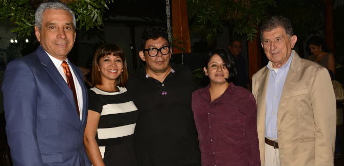 Reconocen aporte de artistas cale�os en evento internacional