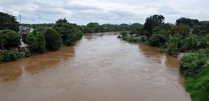 Contin�a  b�squeda del menor desaparecido en el r�o Cauca: coordinador del Riesgo