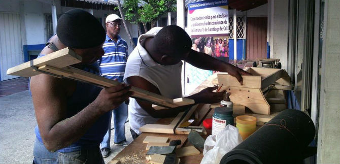 Fortalecen tradiciones afro en la comuna 13; grados en capacitaci�n t�cnica, este s�bado
