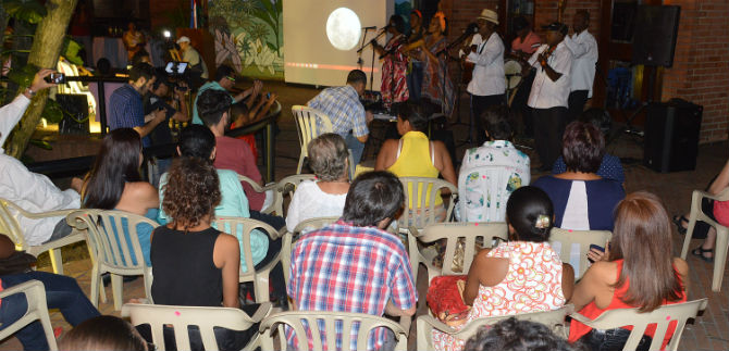 Tributo musical a H�ctor Viveros en la Plazoleta del Sam�n