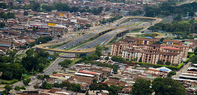 Emcali prosigue obras de mejoramiento en redes de acueducto en el oriente