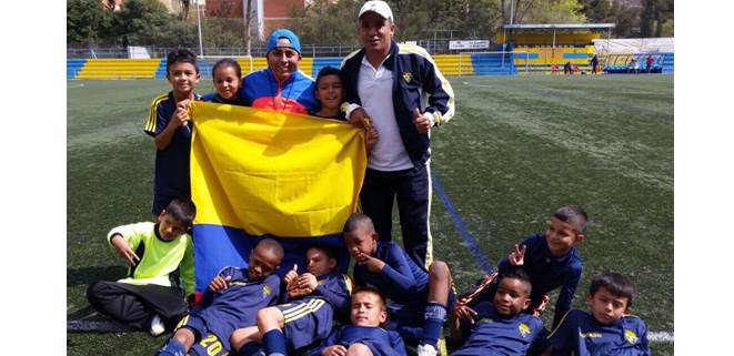 Alcald�a de Cali recibe a campeones mundiales del Dorado F�tbol Club