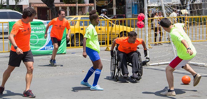 Cali se la jug� por la reconciliaci�n y el f�tbol
