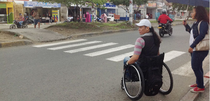Peticiones ciudadanas son atendidas por Tr�nsito