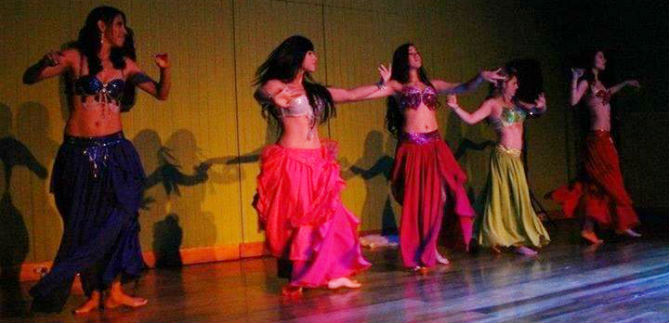 Aprenda danza �rabe en la biblioteca de la comuna 18