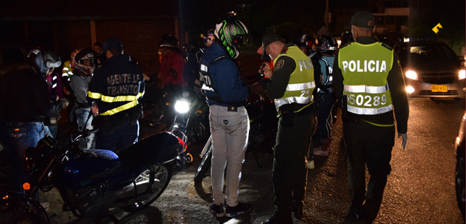 Operativos en la v�a al mar contribuyen a la seguridad y movilidad