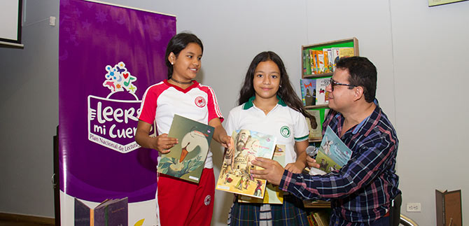 Amantes de la lectura abrieron las p�ginas del festival internacional