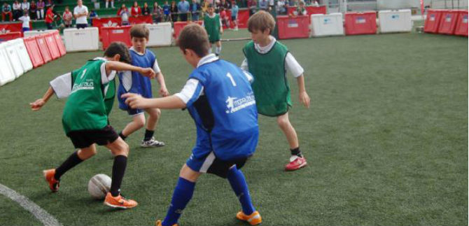 M�s de 400 ni�os de Cali participar�n en torneo de f�tbol 3