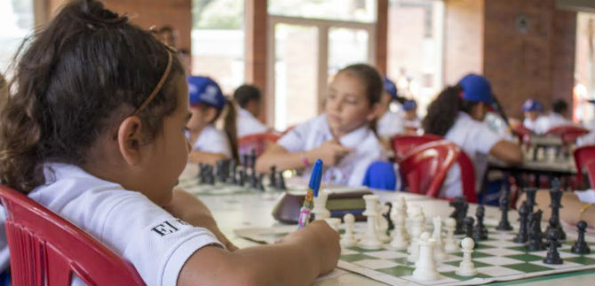 En  cinco rondas se disputa ajedrez cl�sico en Juegos Municipales
