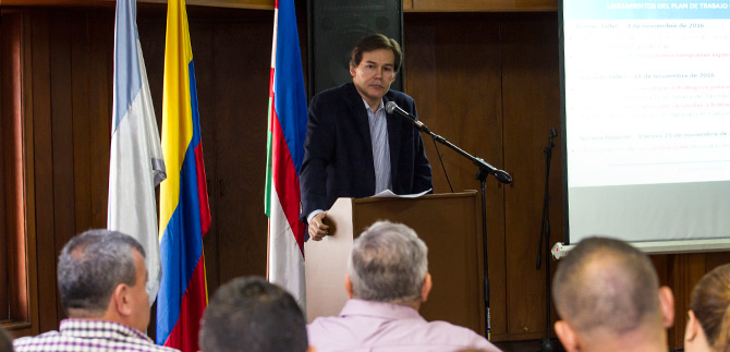 Presentaci�n ante el gremio de la Secretar�a de Turismo de Cali
