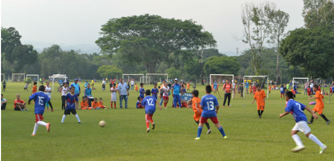 Se reanuda el Torneo de F�tbol Deporvida