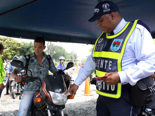 Listado de admitidos y no admitidos en selecci�n de 250 nuevos agentes de tr�nsito