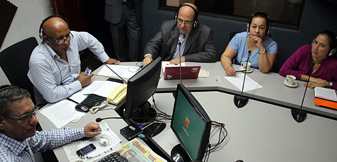 Alcalde Guerrero contest� a los cale�os a trav�s de consejo radial, por los 1110 del AM