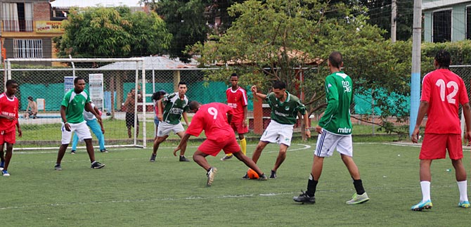 Con Torneo de F�tbol por la Convivencia, Alcald�a le apuesta a la paz en Potrero Grande