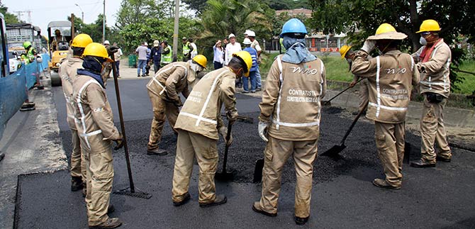 Avanza la recuperaci�n de v�as del MIO en el oriente de Cali