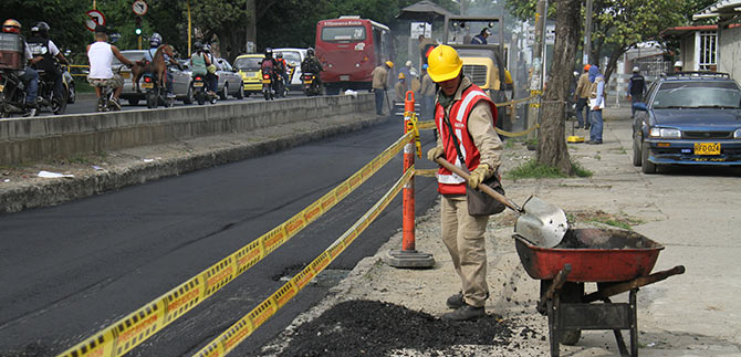 Recuperaci�n de v�as de Cali no se frena; avanza restauraci�n de Autopista Suroriental