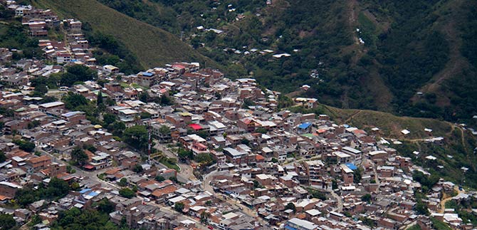 Comuna 18 mejorar�a su entorno con proyectos de alto impacto
