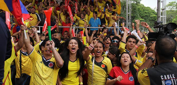 Pico y botella y pico y moto tambi�n se aplicar� en municipios vecinos a Cali por partido Colombia - Uruguay