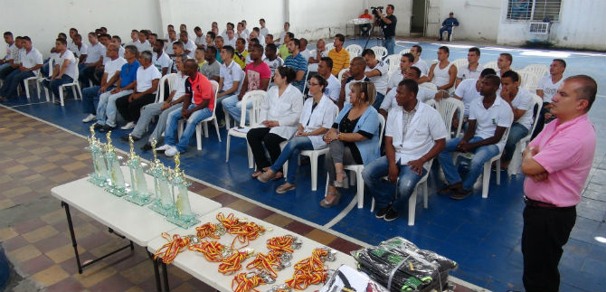 Internos de Villahermosa vivieron Mundialito con torneo de la Alcald�a de Cali